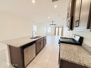 86221 Mainline Rd in Yulee, FL - Building Photo - Building Photo