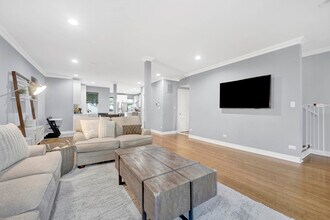 1626 N Spaulding Ave in Chicago, IL - Building Photo - Building Photo