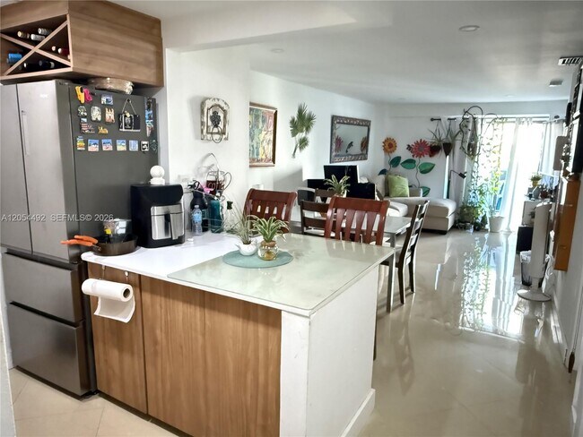 property at 777 SW 9th Ave