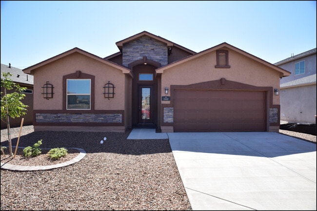 5440 Limestone Dr in El Paso, TX - Building Photo - Building Photo