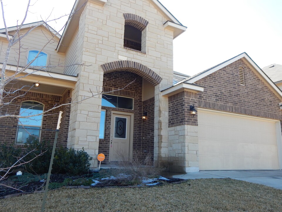 1310 Stonewall Ridge in Harker Heights, TX - Building Photo