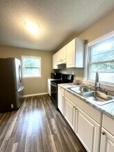 801 E Moore St in Valdosta, GA - Building Photo - Building Photo