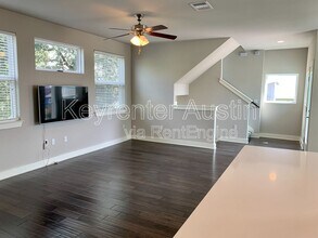 2024 Geniveive Ln in Austin, TX - Building Photo - Building Photo