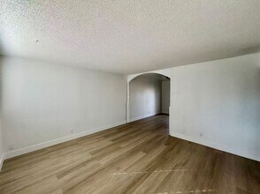 6508 Evergreen Ave in Las Vegas, NV - Building Photo - Building Photo