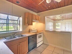 319 Lucerne Dr in Cocoa, FL - Building Photo - Building Photo