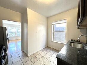 6349 N Magnolia Ave in Chicago, IL - Building Photo - Building Photo