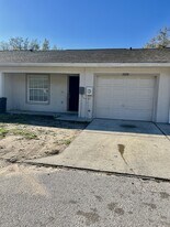 37228 Grassy Hill Ln in Dade City, FL - Building Photo