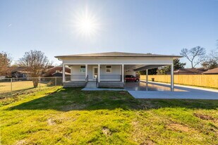 2104 Jade Dr in Nashville, TN - Building Photo