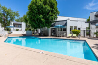 Hidden Village in Phoenix, AZ - Foto de edificio - Building Photo