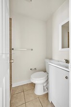 7905 Crespi Blvd in Miami Beach, FL - Building Photo - Building Photo