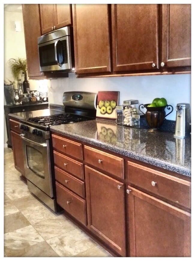 618 6th St in Hudson, WI - Building Photo - Building Photo