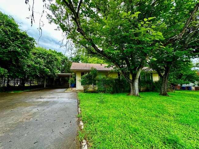 property at 525 Methodist Encampment Rd