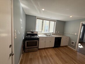 1815 Highland Ave, Unit 1 in Troy, NY - Building Photo - Building Photo