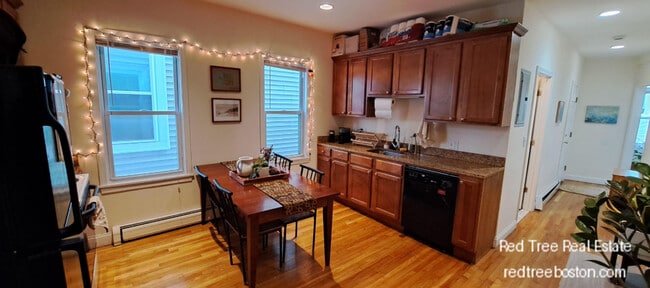 145 Hillside St, Unit 2