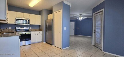 1701 The Greens Way in Jacksonville Beach, FL - Building Photo - Building Photo
