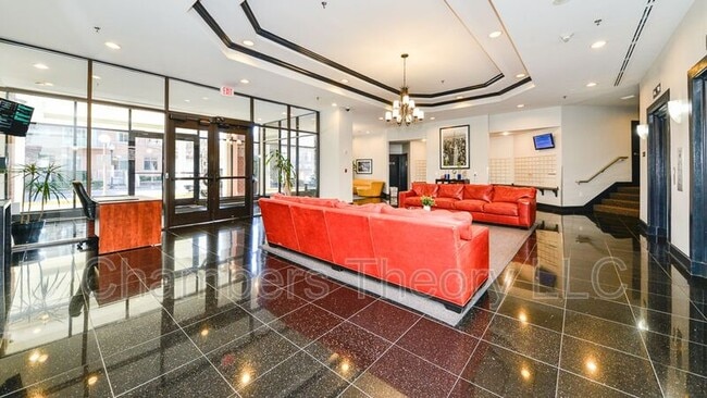 1001 N Randolph St in Arlington, VA - Building Photo - Building Photo