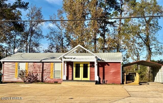 property at 4916 Poplar Springs Dr