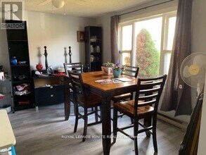 65 Hickling Trail in Barrie, ON - Building Photo - Building Photo