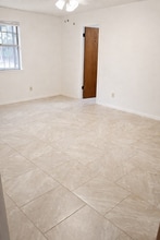 1506 McCarthy Ave in Killeen, TX - Foto de edificio - Building Photo