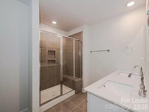 2518 Arbor Loop Dr in Charlotte, NC - Building Photo - Building Photo