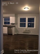 10651 S Hale Ave in Chicago, IL - Building Photo - Building Photo