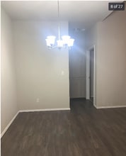 4614 N Stanton St in El Paso, TX - Foto de edificio - Building Photo