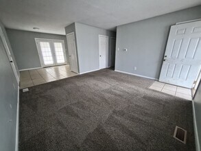 3526 Luewan Ct in Indianapolis, IN - Building Photo - Building Photo