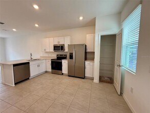 2996 Skyline Lp in Kissimmee, FL - Building Photo - Building Photo
