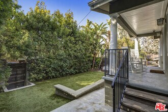 3154 Carlyle St in Los Angeles, CA - Foto de edificio - Building Photo