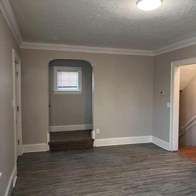 10909 Park Heights Ave in Garfield Heights, OH - Building Photo - Building Photo