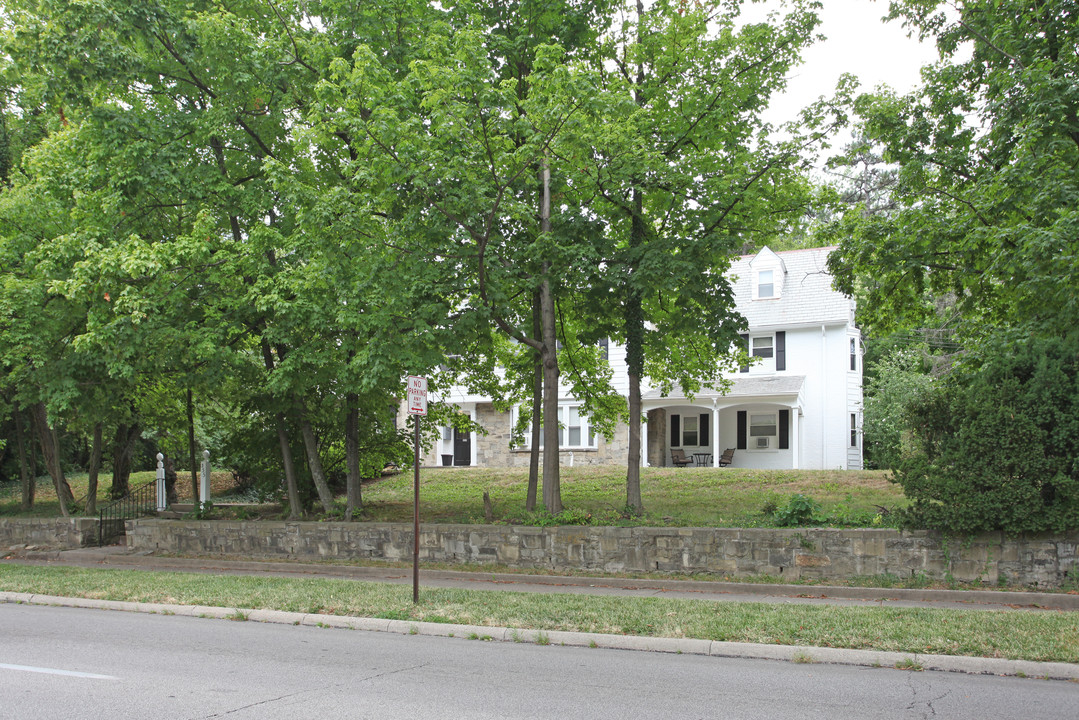 355 Springfield Pike in Cincinnati, OH - Foto de edificio