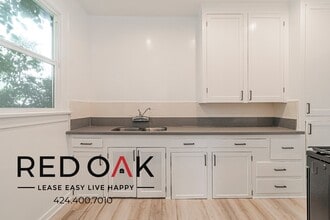 234 S Kenmore Ave in Los Angeles, CA - Building Photo - Building Photo
