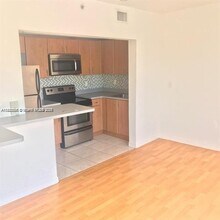 7326 Collins Ave in Miami Beach, FL - Building Photo - Building Photo
