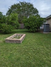 3016 Belmont Plz in Metairie, LA - Foto de edificio - Building Photo