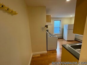 64 Pleasant St in Cambridge, MA - Building Photo - Building Photo