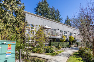 Canyon Park in North Vancouver, BC - Building Photo - Building Photo