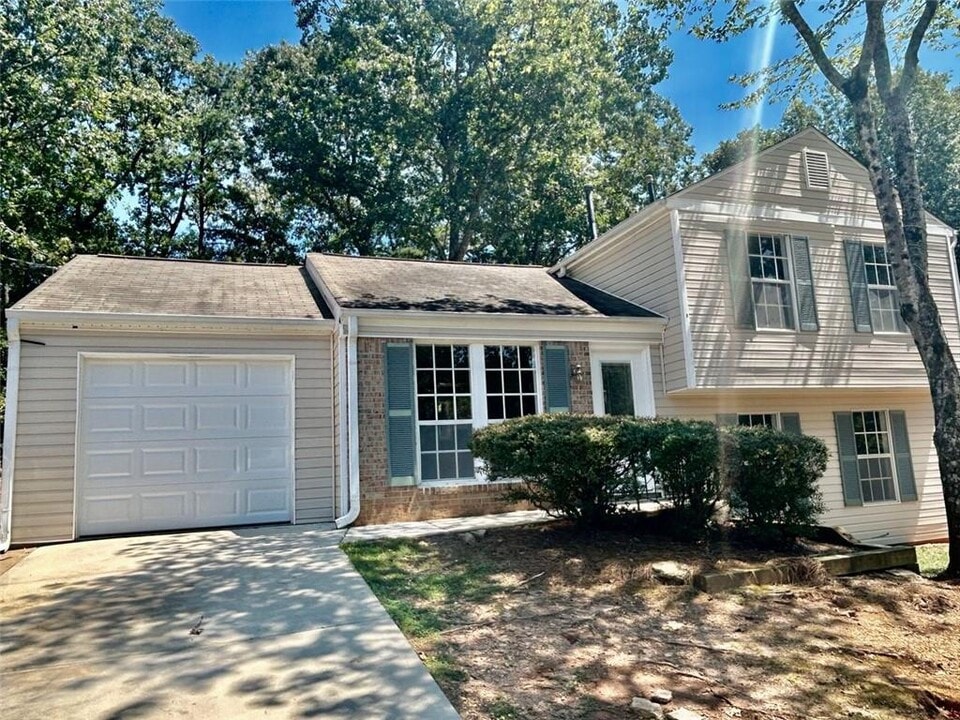 3288 Long Indian Creek Ct in Alpharetta, GA - Building Photo
