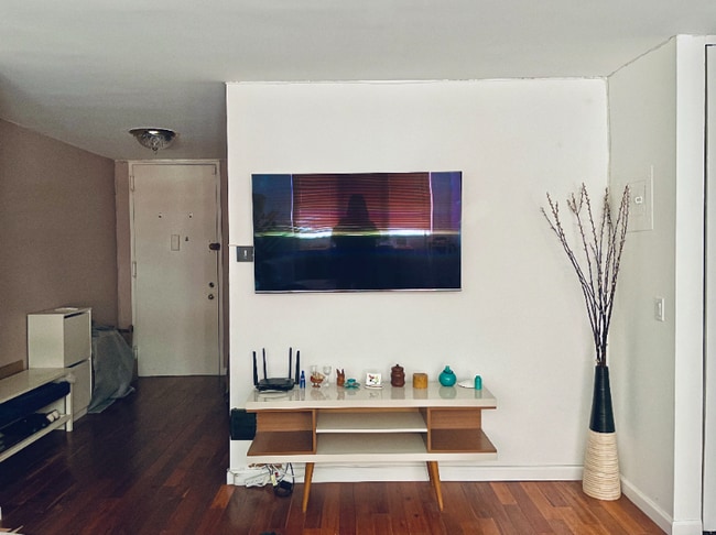 340 E 94th St in New York, NY - Building Photo - Building Photo