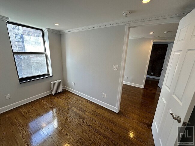 Avenue A in New York, NY - Building Photo - Building Photo