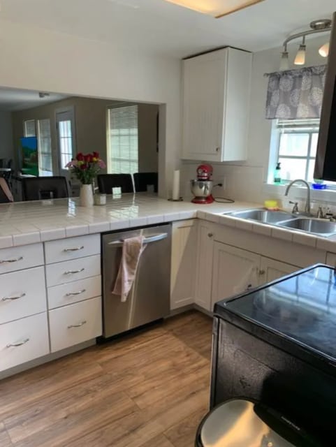 property at 2136 Dogwood Ln