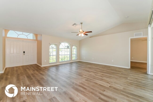 2929 SW 7th Pl in Cape Coral, FL - Building Photo - Building Photo