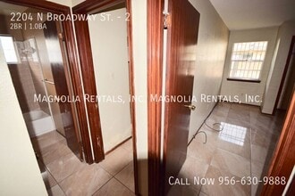 2204 N Broadway St, Unit 2 in McAllen, TX - Building Photo - Building Photo