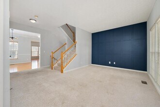 7333 Althorp Way in Nashville, TN - Foto de edificio - Building Photo