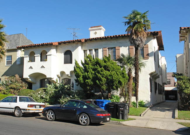 324 S Cochran Ave in Los Angeles, CA - Building Photo - Building Photo