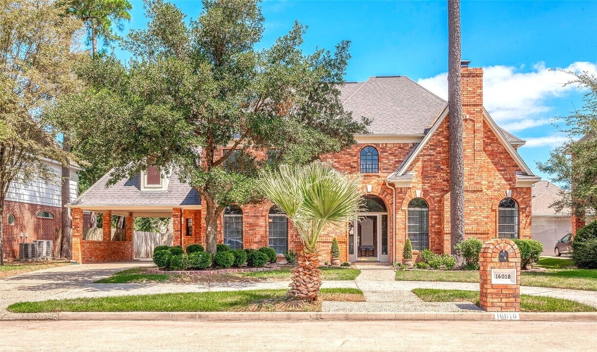16018 Conners Ace Dr in Spring, TX - Building Photo