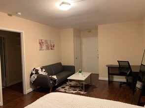 1111 Arlington, Unit 636 in Arlington, VA - Building Photo - Building Photo