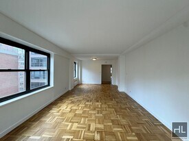 EAST 55 STREET, Unit 10G in New York, NY - Building Photo