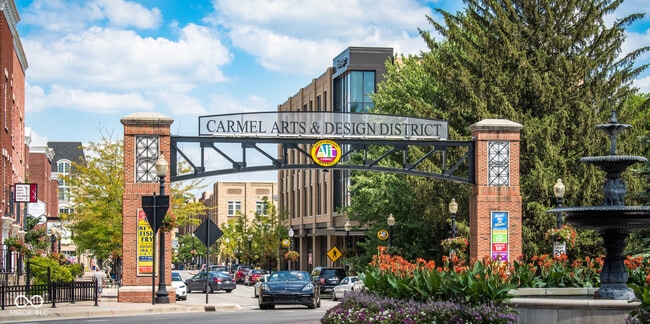 420 W Main St in Carmel, IN - Building Photo - Building Photo