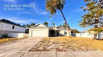3297 Tallwood Dr in Deltona, FL - Building Photo