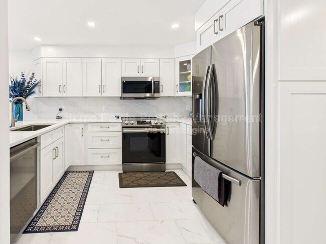 25870 Hickory Blvd in Bonita Springs, FL - Foto de edificio - Building Photo